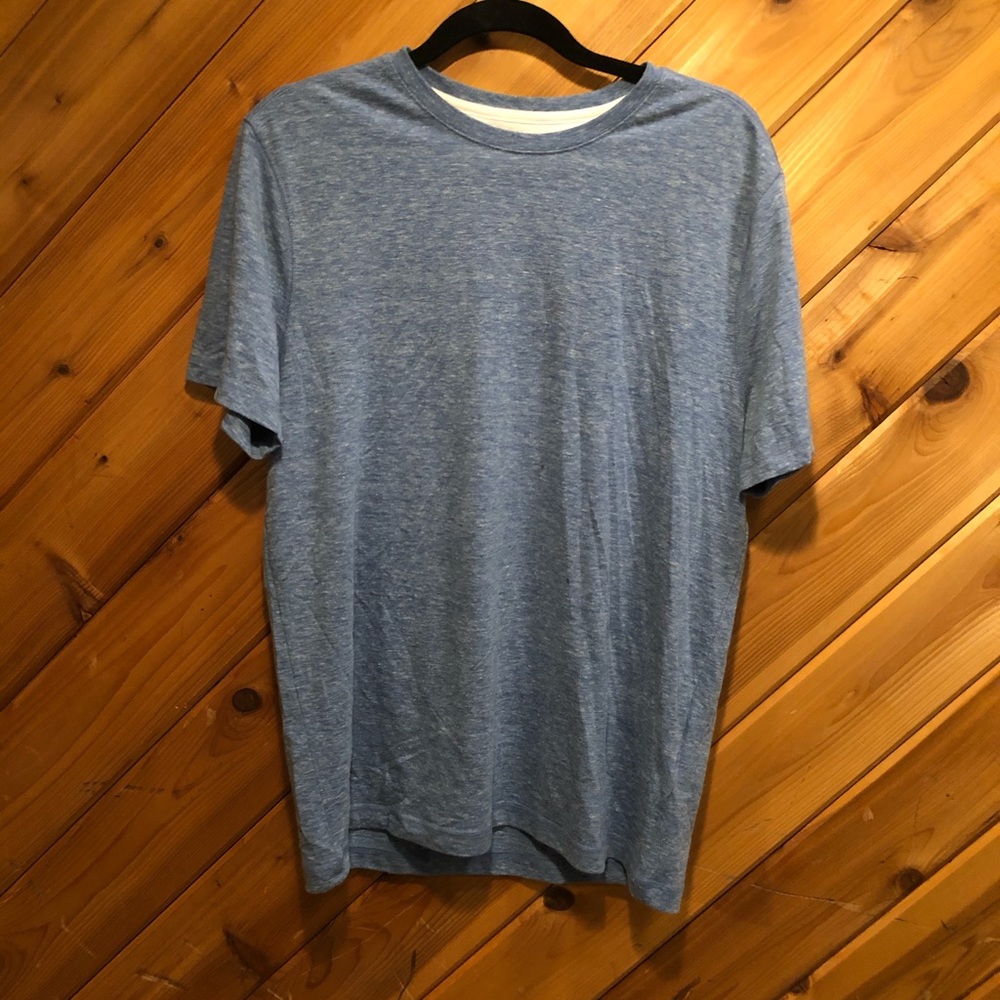 Banana republic light blue tee large
